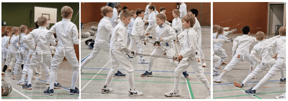 Gruppe von Kindern in Fechtausrüstung trainiert in einer Sporthalle mit Degen und Fußbewegungen.